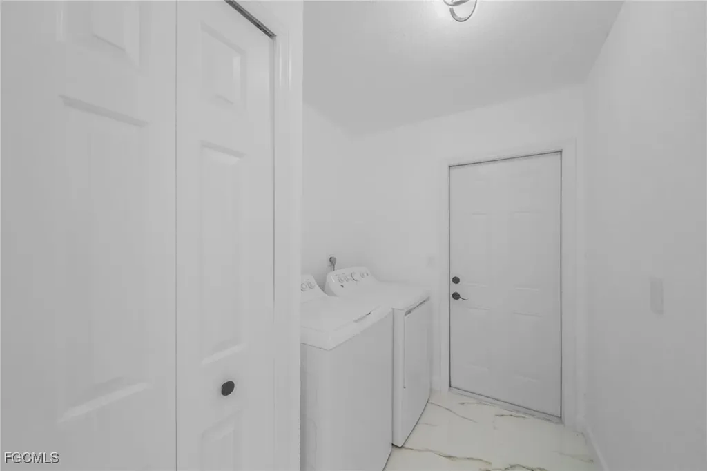 309 SE 8th Street Cape Coral FL 33990