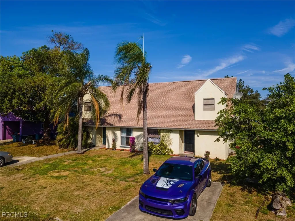 7393-7385 Albany Road Fort Myers FL 33967