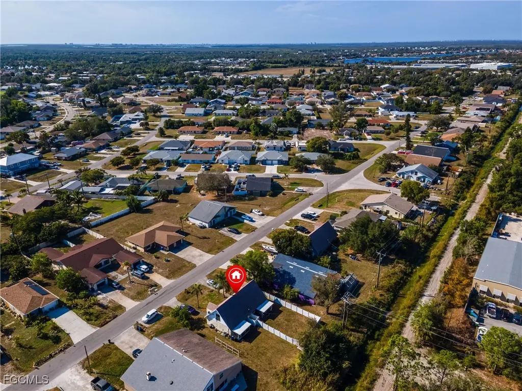 7393-7385 Albany Road Fort Myers FL 33967