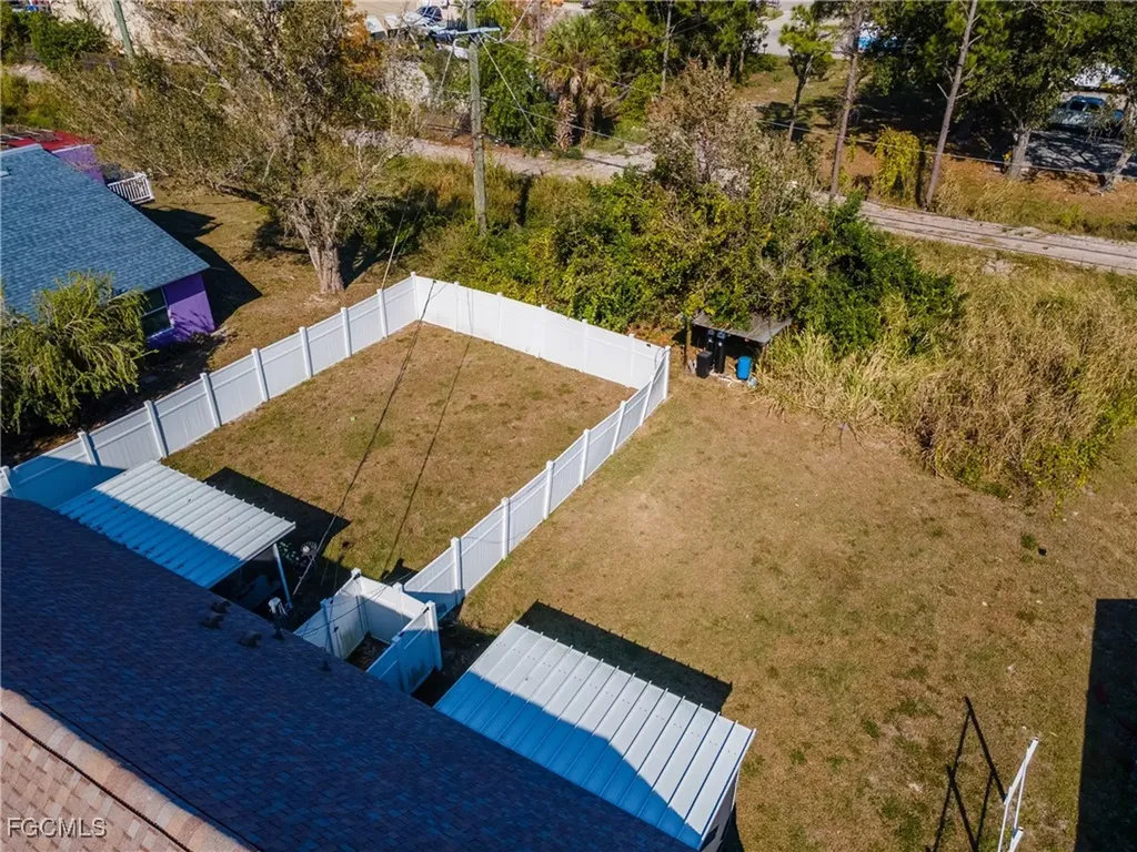 7393-7385 Albany Road Fort Myers FL 33967