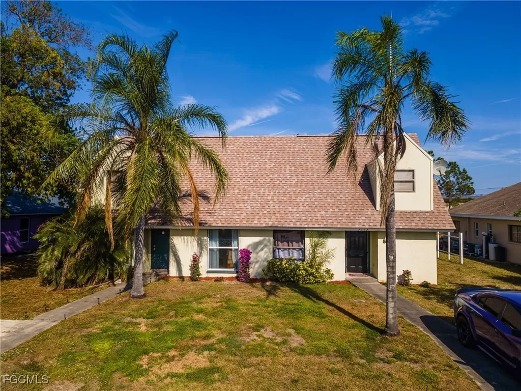 7393-7385 Albany Road Fort Myers FL 33967