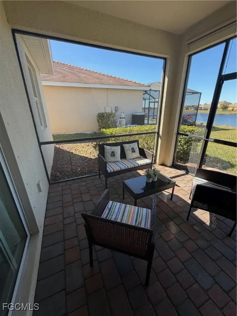 16123 Palmetto Prairie Drive Alva FL 33920