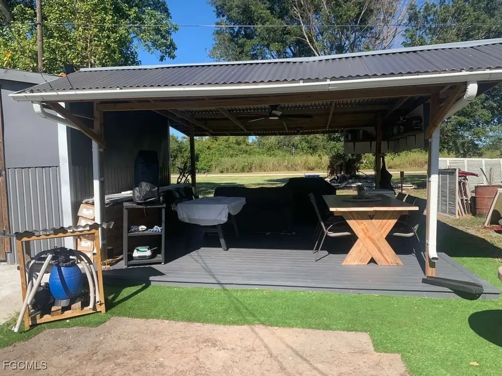 1011 Della Tobias Avenue Clewiston FL 33440