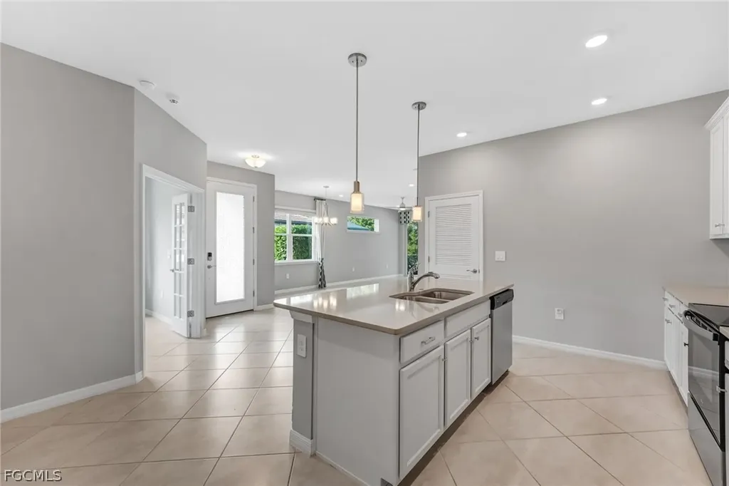 1141 S Town And River Drive Fort Myers FL 33919