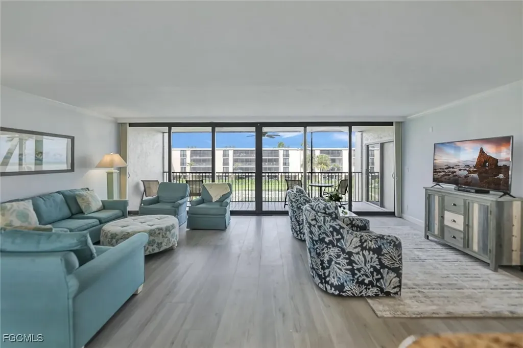 1401 Middle Gulf Drive Sanibel FL 33957