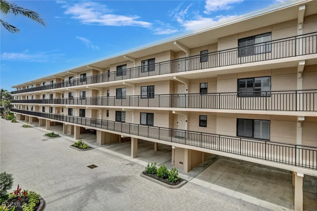 1401 Middle Gulf Drive Sanibel FL 33957