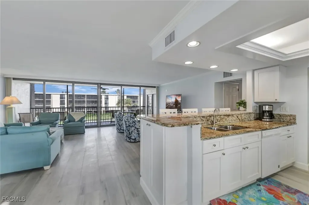 1401 Middle Gulf Drive Sanibel FL 33957