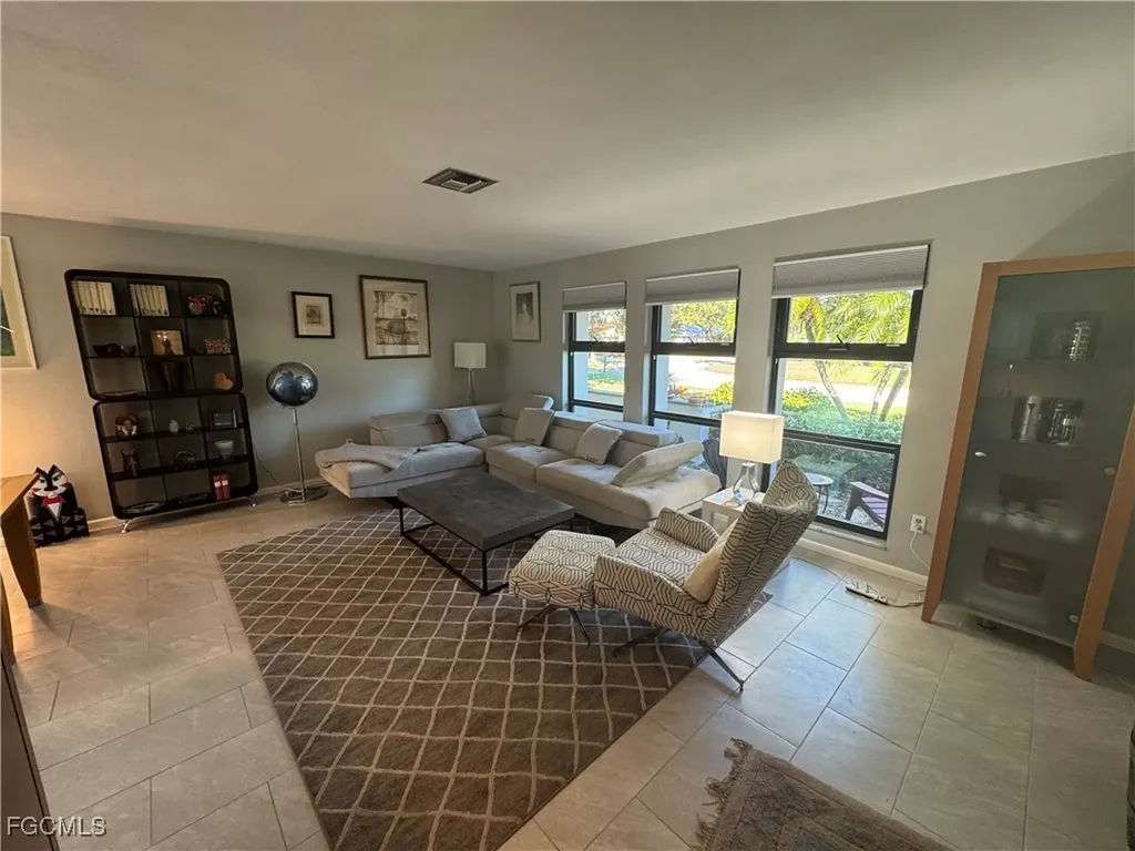 5368 Chippendale Circle W Fort Myers FL 33919