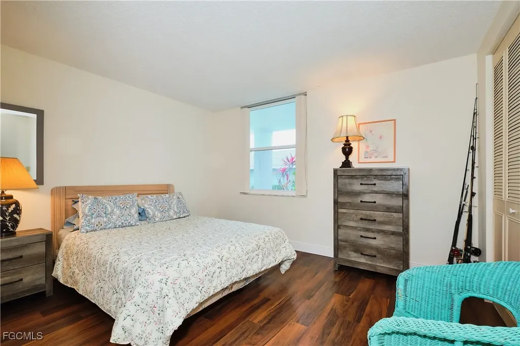 5959 Winkler Road Fort Myers FL 33919