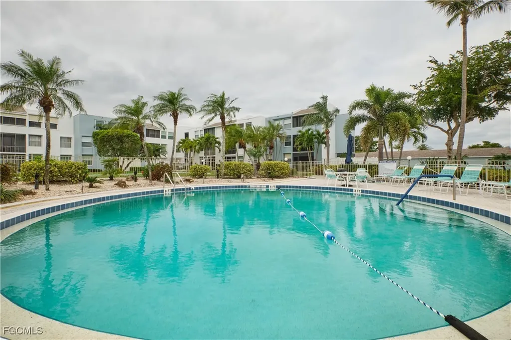 5959 Winkler Road Fort Myers FL 33919