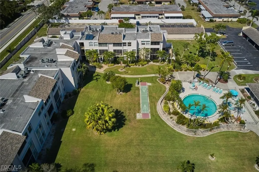 5959 Winkler Road Fort Myers FL 33919