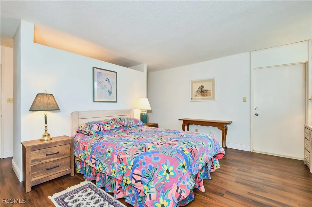 5959 Winkler Road Fort Myers FL 33919