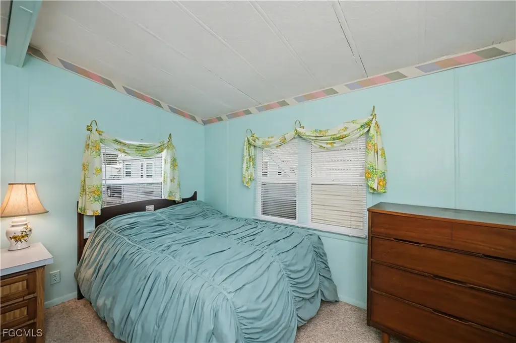 54 La Fonda Lane North Fort Myers FL 33903