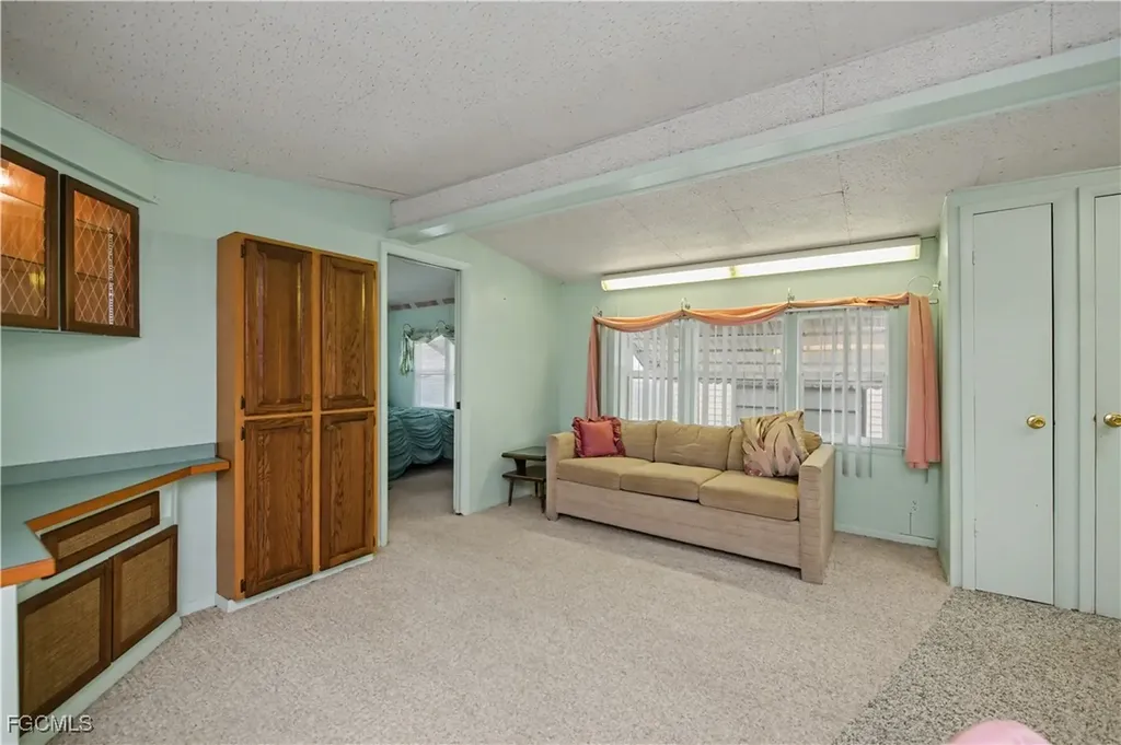 54 La Fonda Lane North Fort Myers FL 33903