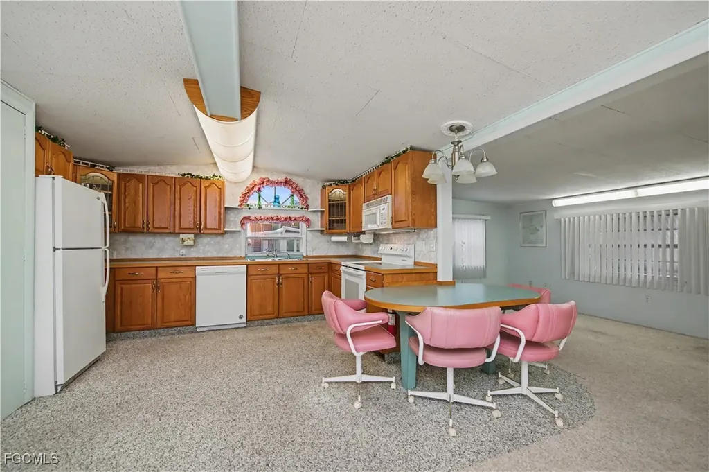 54 La Fonda Lane North Fort Myers FL 33903