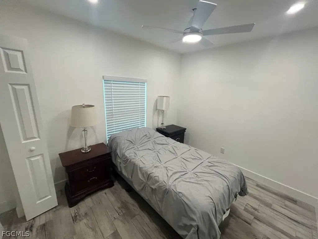 18464 Iris Road Fort Myers FL 33967