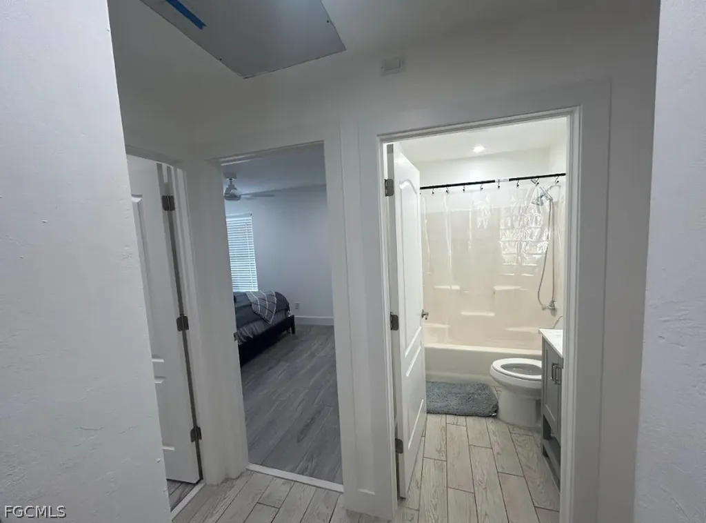 18464 Iris Road Fort Myers FL 33967