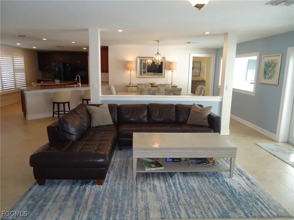 2012 SE 47th Street Cape Coral FL 33904