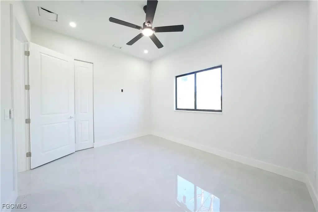 2809 SW Embers Terrace Cape Coral FL 33991