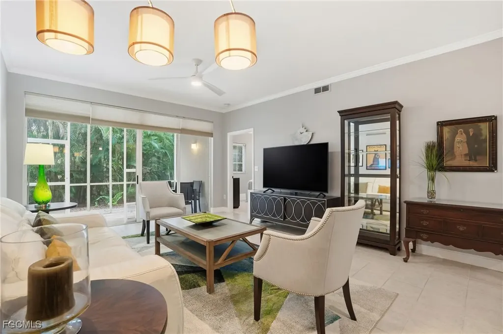 770 Luisa Lane Naples FL 34104