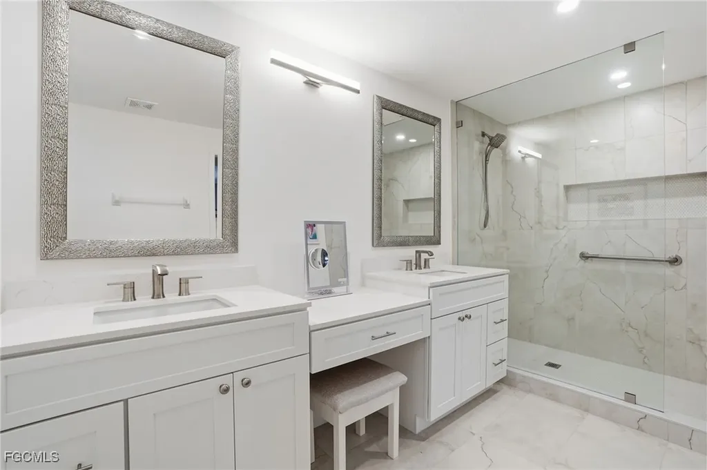 770 Luisa Lane Naples FL 34104