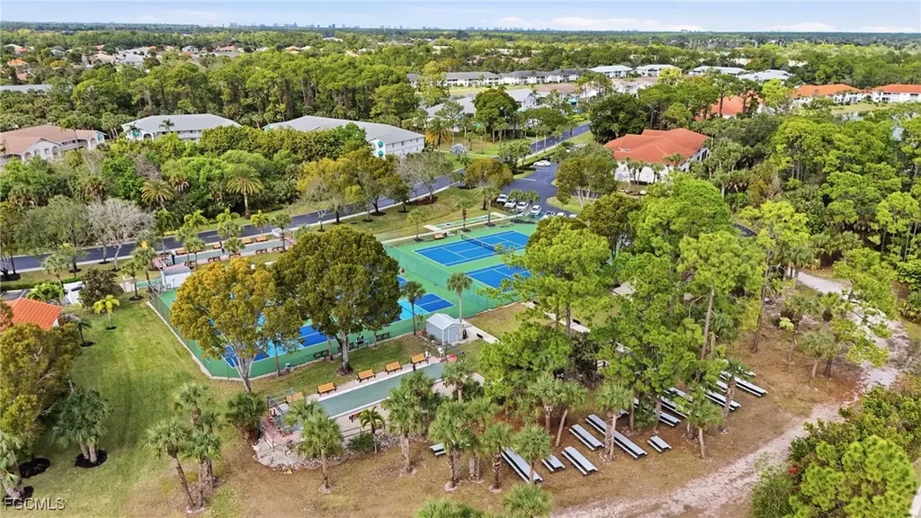 770 Luisa Lane Naples FL 34104