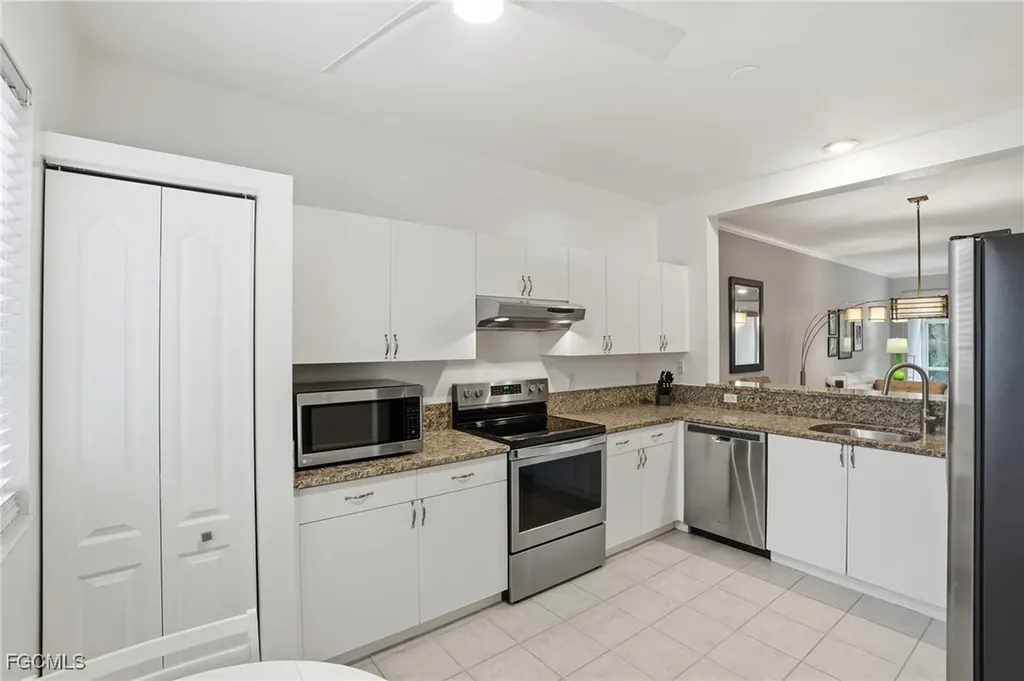 770 Luisa Lane Naples FL 34104