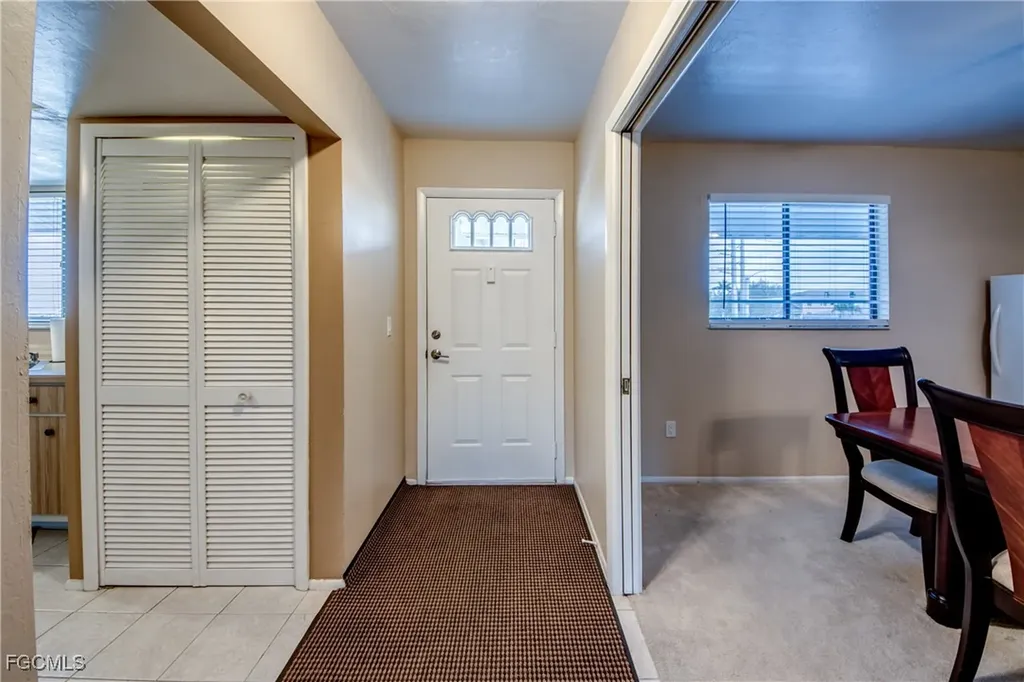 1202 Cape Coral Parkway W Cape Coral FL 33914