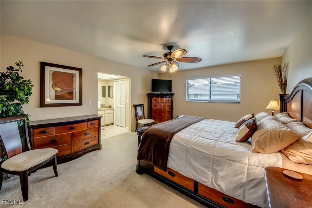 1202 Cape Coral Parkway W Cape Coral FL 33914