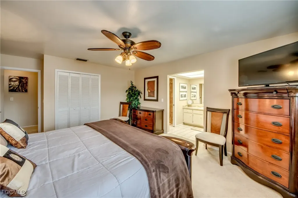 1202 Cape Coral Parkway W Cape Coral FL 33914
