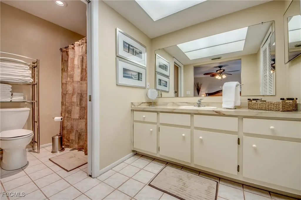 1202 Cape Coral Parkway W Cape Coral FL 33914
