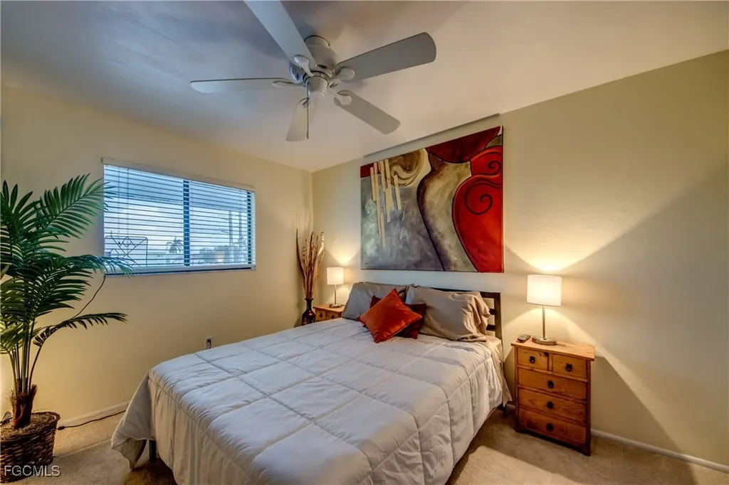 1202 Cape Coral Parkway W Cape Coral FL 33914