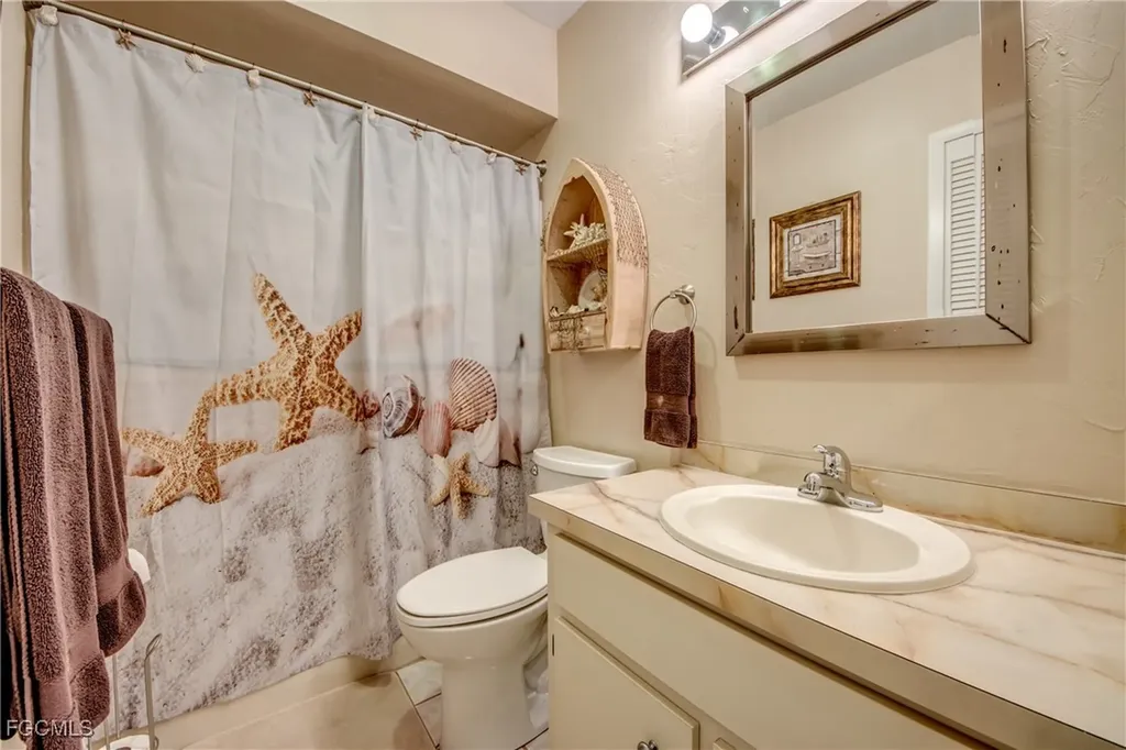 1202 Cape Coral Parkway W Cape Coral FL 33914