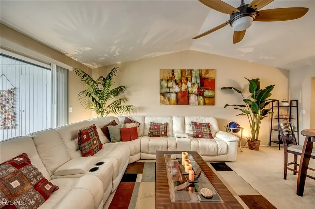 1202 Cape Coral Parkway W Cape Coral FL 33914