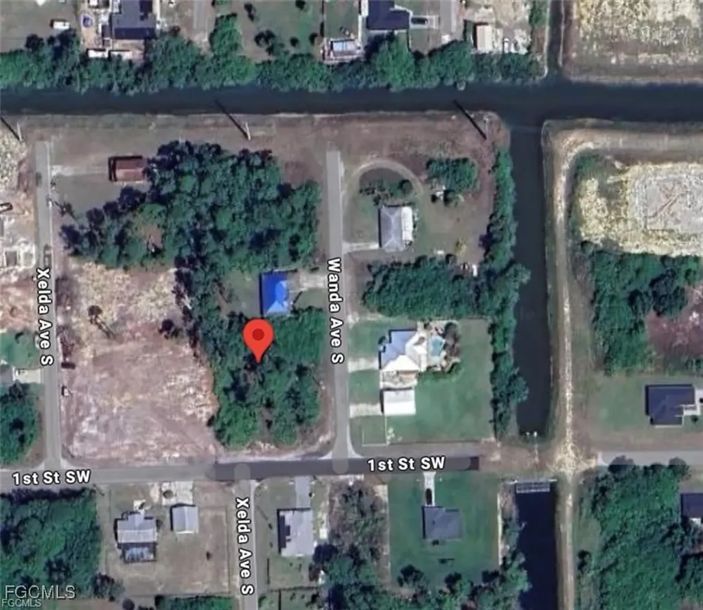 56 Wanda Avenue S Lehigh Acres FL 33976