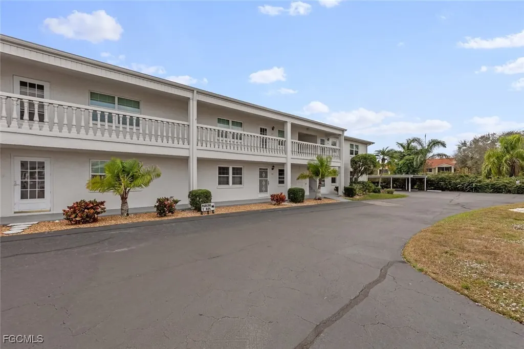 1830 Brantley Road Fort Myers FL 33907