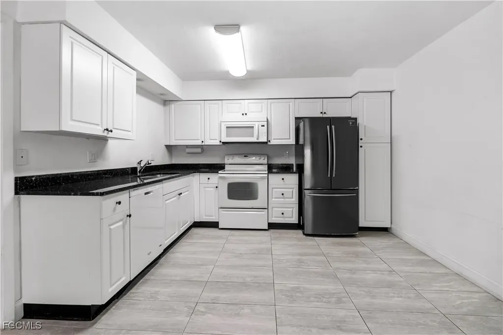 1100 Pondella Road Cape Coral FL 33909