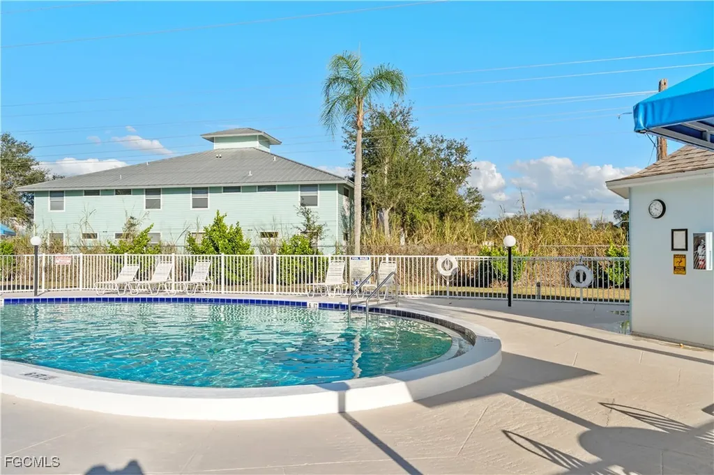 1100 Pondella Road Cape Coral FL 33909
