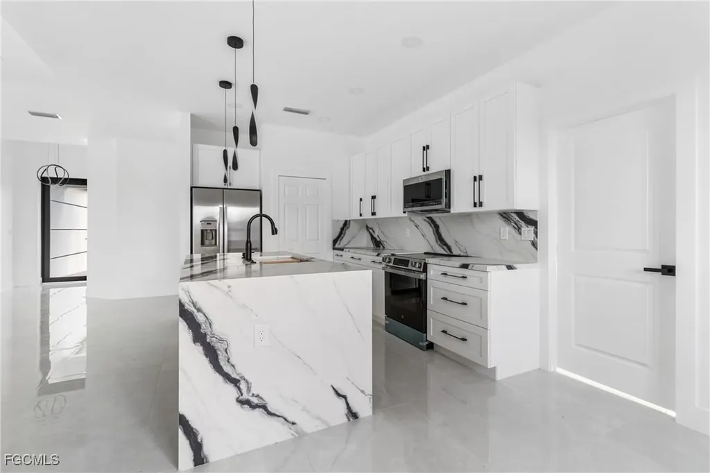 713 Camilla Street E Lehigh Acres FL 33974