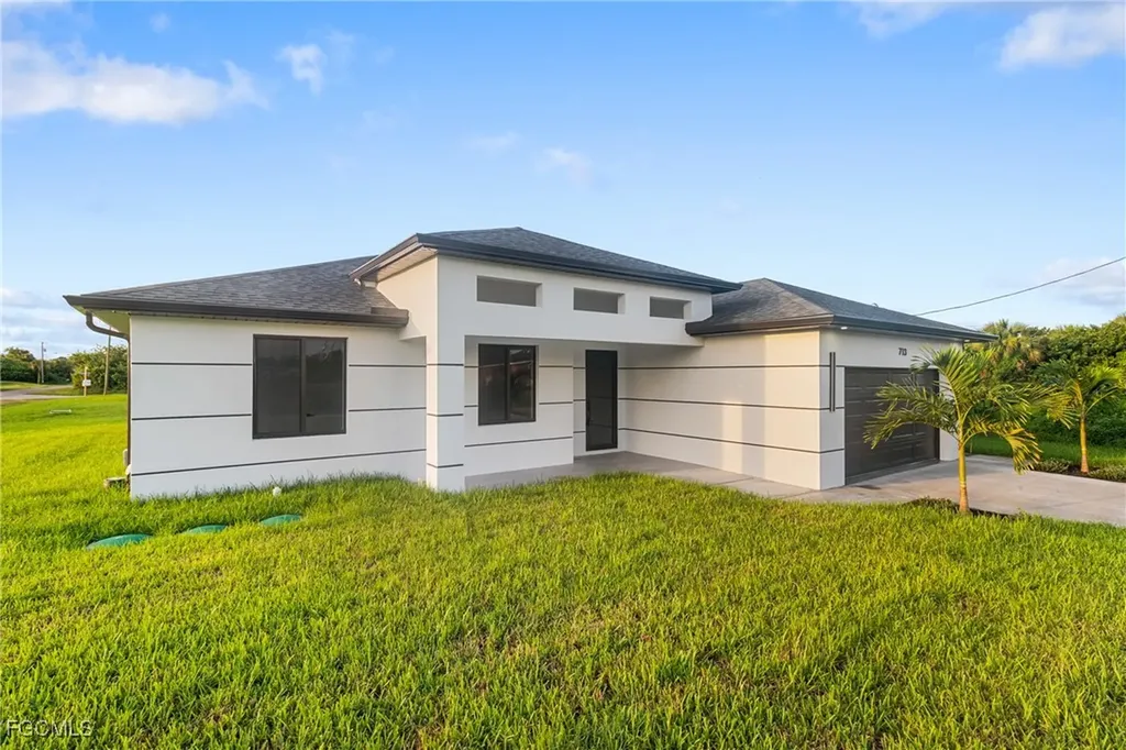 713 Camilla Street E Lehigh Acres FL 33974