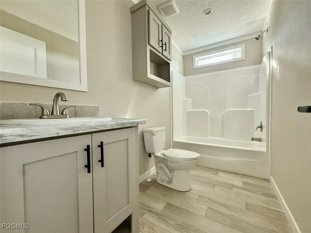 8104 Marx Drive North Fort Myers FL 33917