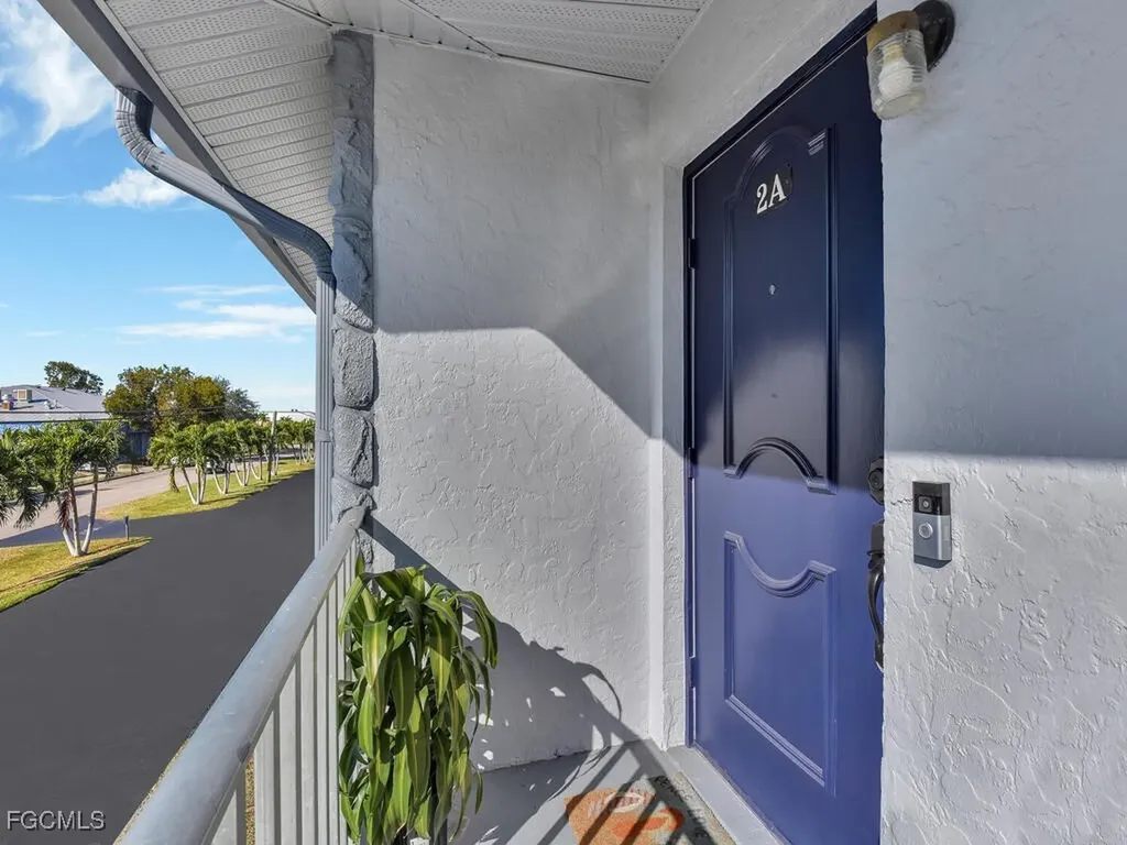 1027 SE 46th Lane Cape Coral FL 33904
