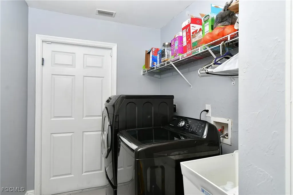3414 40th Street SW Lehigh Acres FL 33976