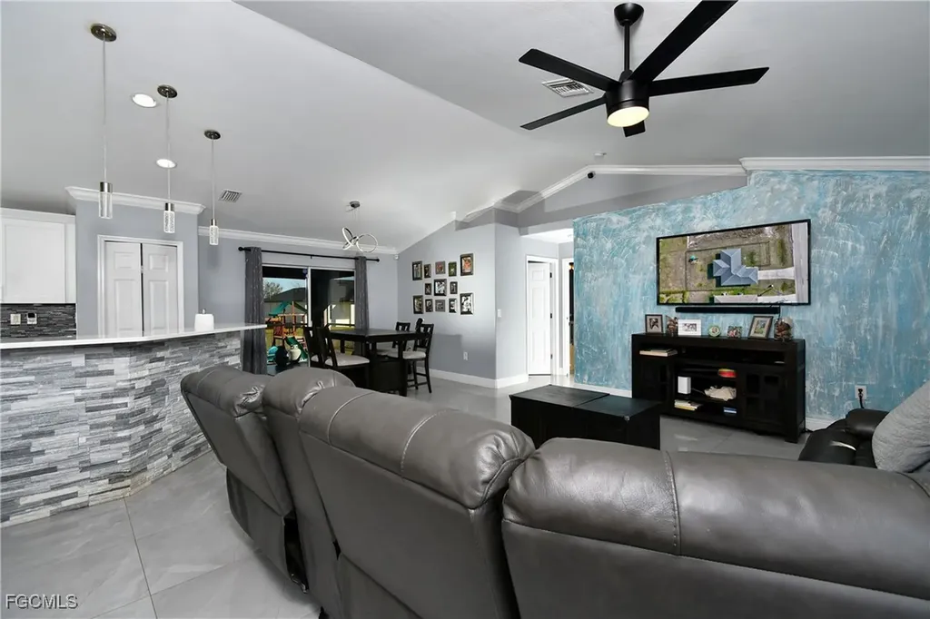 3414 40th Street SW Lehigh Acres FL 33976