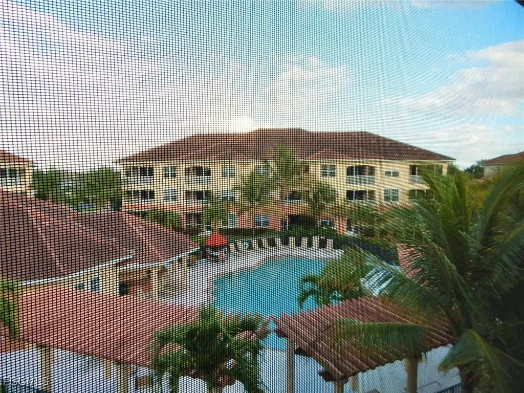 1113 Van Loon Commons Circle Cape Coral FL 33909