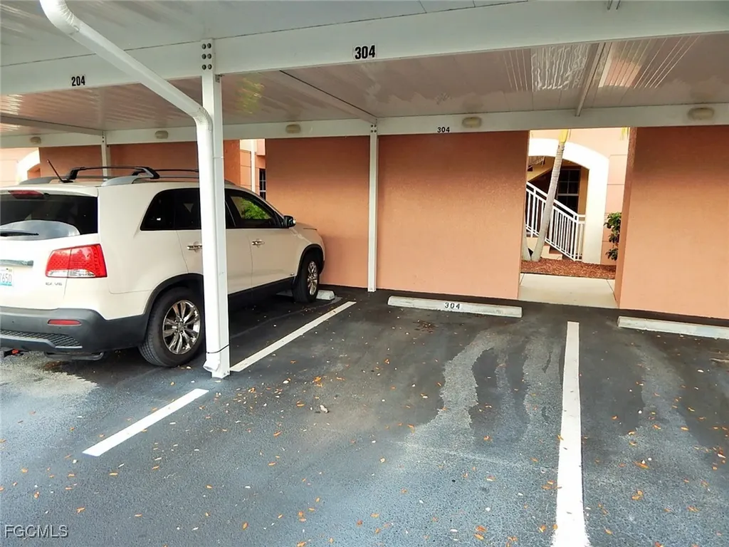 1113 Van Loon Commons Circle Cape Coral FL 33909