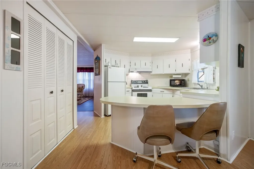 512 Crampton Lane North Fort Myers FL 33903