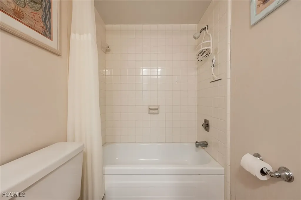 512 Crampton Lane North Fort Myers FL 33903