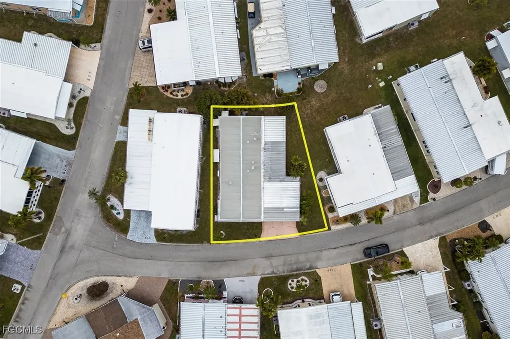 512 Crampton Lane North Fort Myers FL 33903