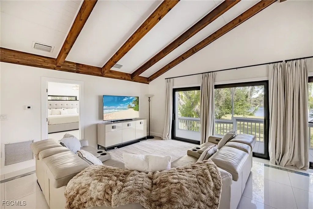 19481/483 S River Road Alva FL 33920